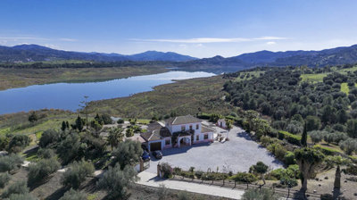 1339-villa-for-sale-in-vinuela-45960-large