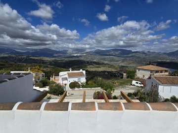 1343-villa-for-sale-in-vinuela-45992-large