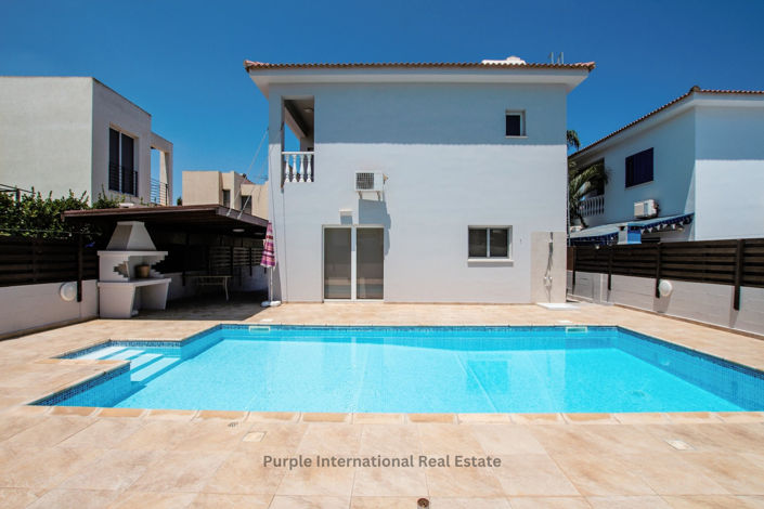 Image No.1-4 Bed Villa for sale