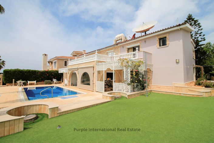 Image No.1-4 Bed Villa for sale