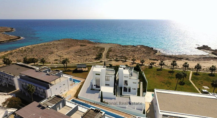 Image No.1-Villa de 4 chambres à vendre à Ayia Napa