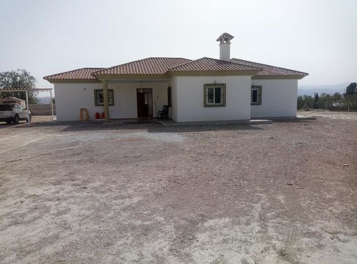 Image No.1-3 Bed Villa for sale