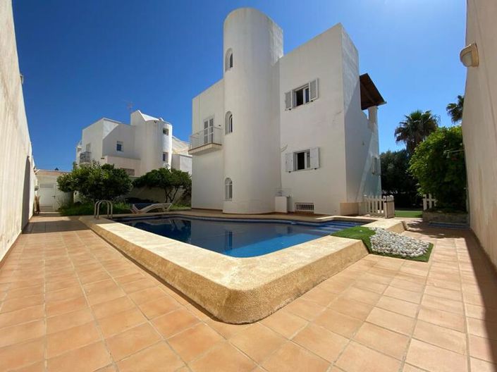 Image No.1-Villa de 6 chambres à vendre à Mojacar