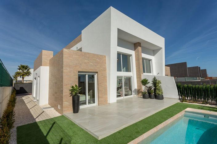 Image No.1-3 Bed House/Villa for sale