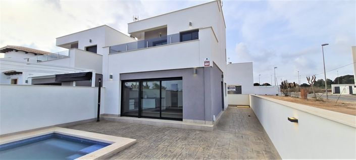 Image No.1-3 Bed House/Villa for sale