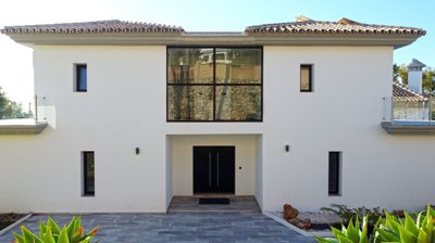 Exterior 5