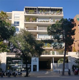 1 - Barcelone , Appartement