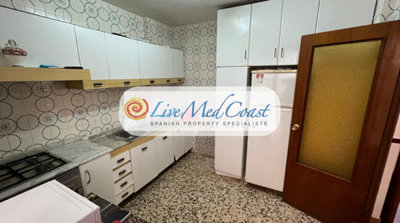 58527losalcazarestopfloorapartment3beds3