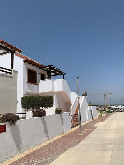 Image No.1-3 Bed Villa for sale