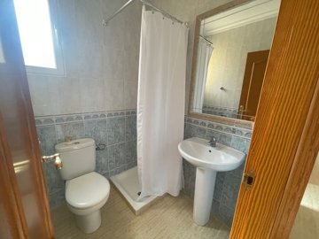 64504topfloorapartmentlomascaboroig9