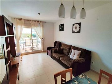 apartment-for-sale-in-denia-living-room-1