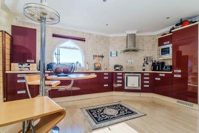 apartment-for-sale-in-denia-kitchen