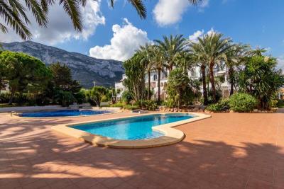 apartment-for-sale-in-denia-pool--4