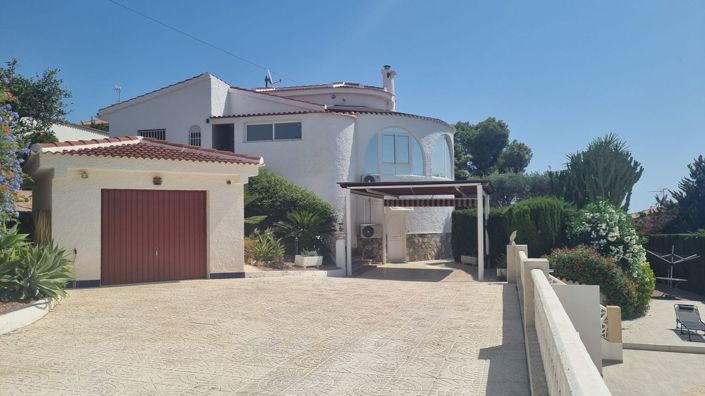 Image No.1-5 Bed Villa for sale