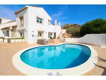 8613luxury4bedroomvillainlamangaclub221024155