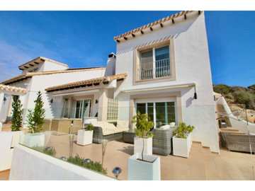 8613luxury4bedroomvillainlamangaclub221024155