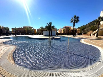 86224bedroomapartmentinlaslomaslamangaclub171