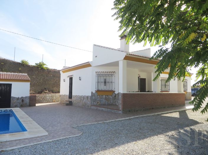 Image No.1-3 Bed Villa for sale