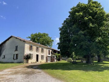 maison-ancienne-7-pieces-gensac-de-boulogne-3