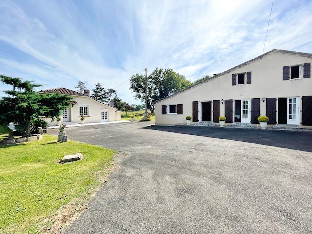 Image No.1-Maison de 9 chambres à vendre à Lupiac