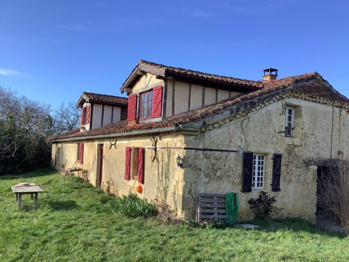 Image No.1-Maison de campagne à vendre à Montesquiou