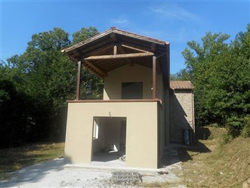 bagni-di-lucca-house-for-sale-with-terrace-5-