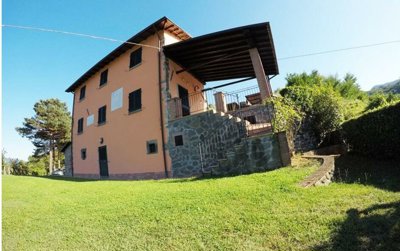 v567112-house-for-sale-near-gallicano-tuscany