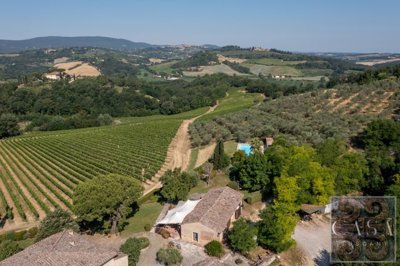 agriturismo-for-sale-near-san-gimignano-tusca