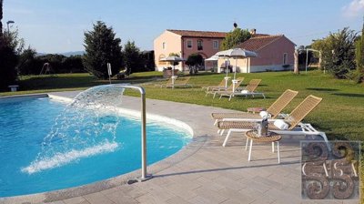 villa-with-pool-for-sale-near-altopascio-tusc