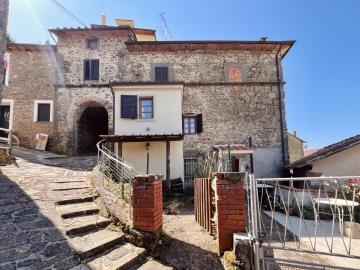 1 - Bagni di Lucca, House