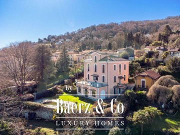 1 - Stresa, Property