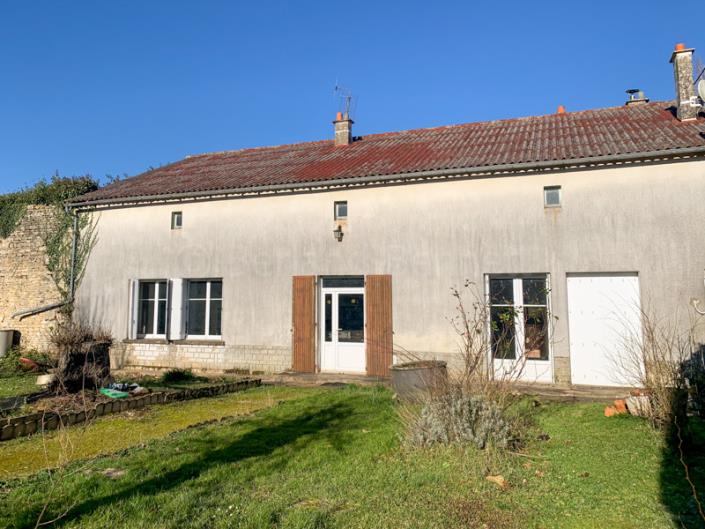 Image No.1-Maison de 4 chambres à vendre à Chef-Boutonne