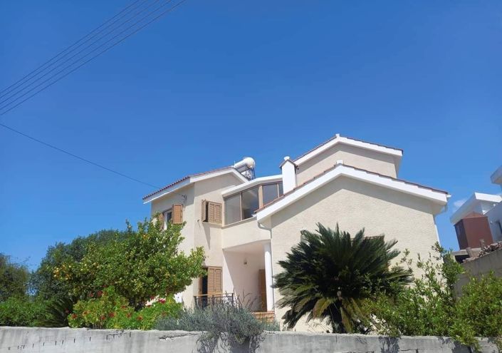 Image No.1-3 Bed Villa for sale