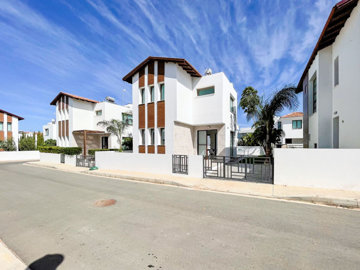 1 - Famagusta, House