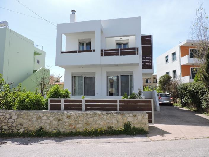 Image No.1-4 Bed Villa for sale