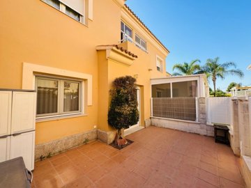 1 - Els Poblets, Townhouse