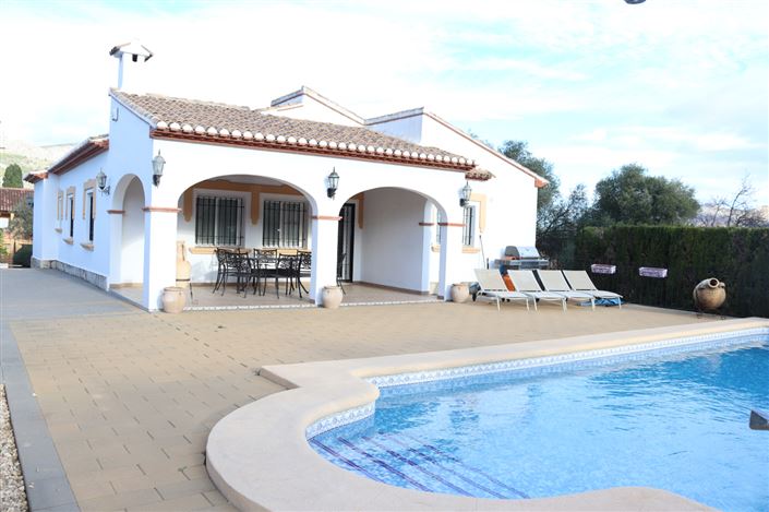 Image No.1-4 Bed Villa for sale