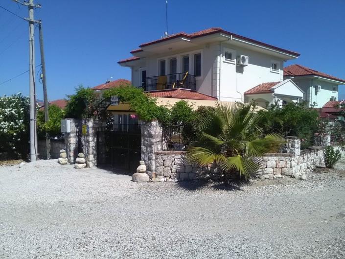 Image No.1-3 Bed Villa for sale