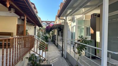 1 - Çalis, Semi-Detached