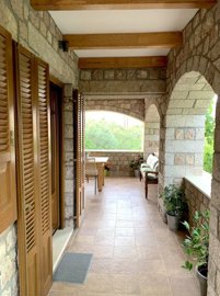 elxis-at-home-in-greecemonemvasia27-1