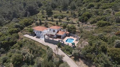 elxis-at-home-in-greece-villa-koukousitsa-sam