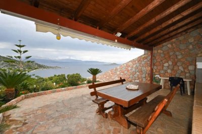 elxis-at-home-in-greece-villa-fragkolimano1