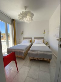 bedroom-3-guest-house-2-topaz-sharpen-color