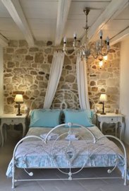 elxis-at-home-in-greece-sitia-stone-home7-1