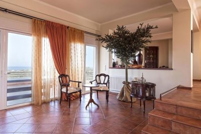 elxis-at-home-in-greecelush-villa-kyparissia1