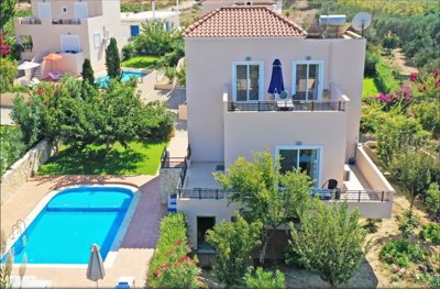 elxis-at-home-in-greeceselini-villas21-1