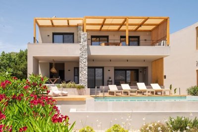 elxis-at-home-in-greecevilla-ormosfeatured