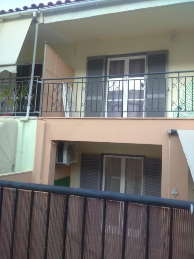 Image No.1-3 Bed Maisonette for sale