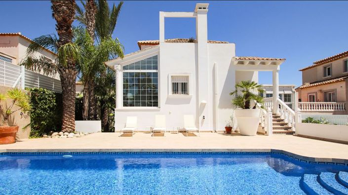 Image No.1-5 Bed Villa for sale