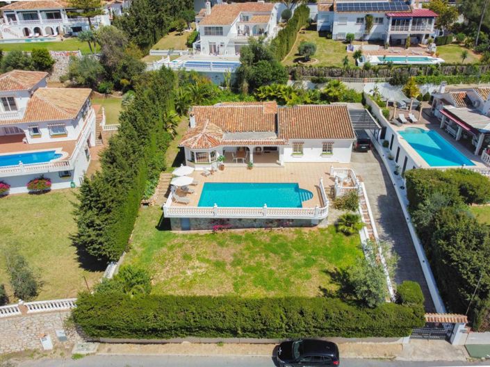 Image No.1-3 Bed Villa for sale